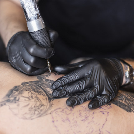 The Best Tattoo Gloves - Gloves Buying Guide 2024